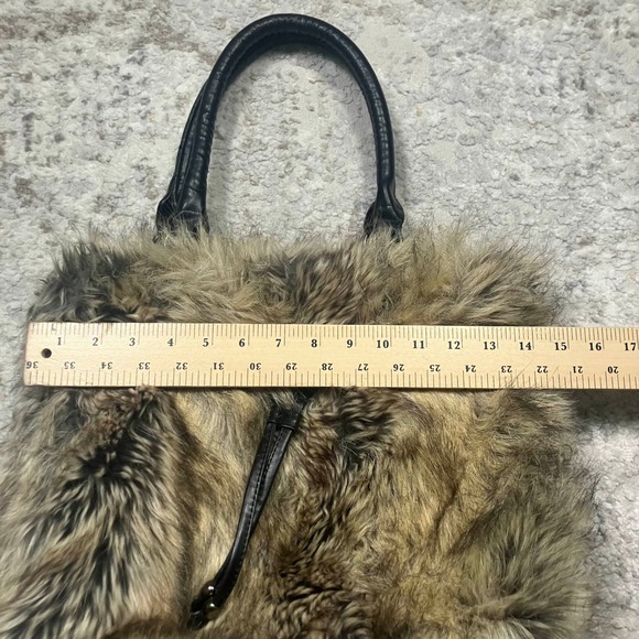 Y2K Chic Faux Fur Tote Bag Black Leather Handles Drawstring Accent Fabulous Furs - Picture 13 of 13